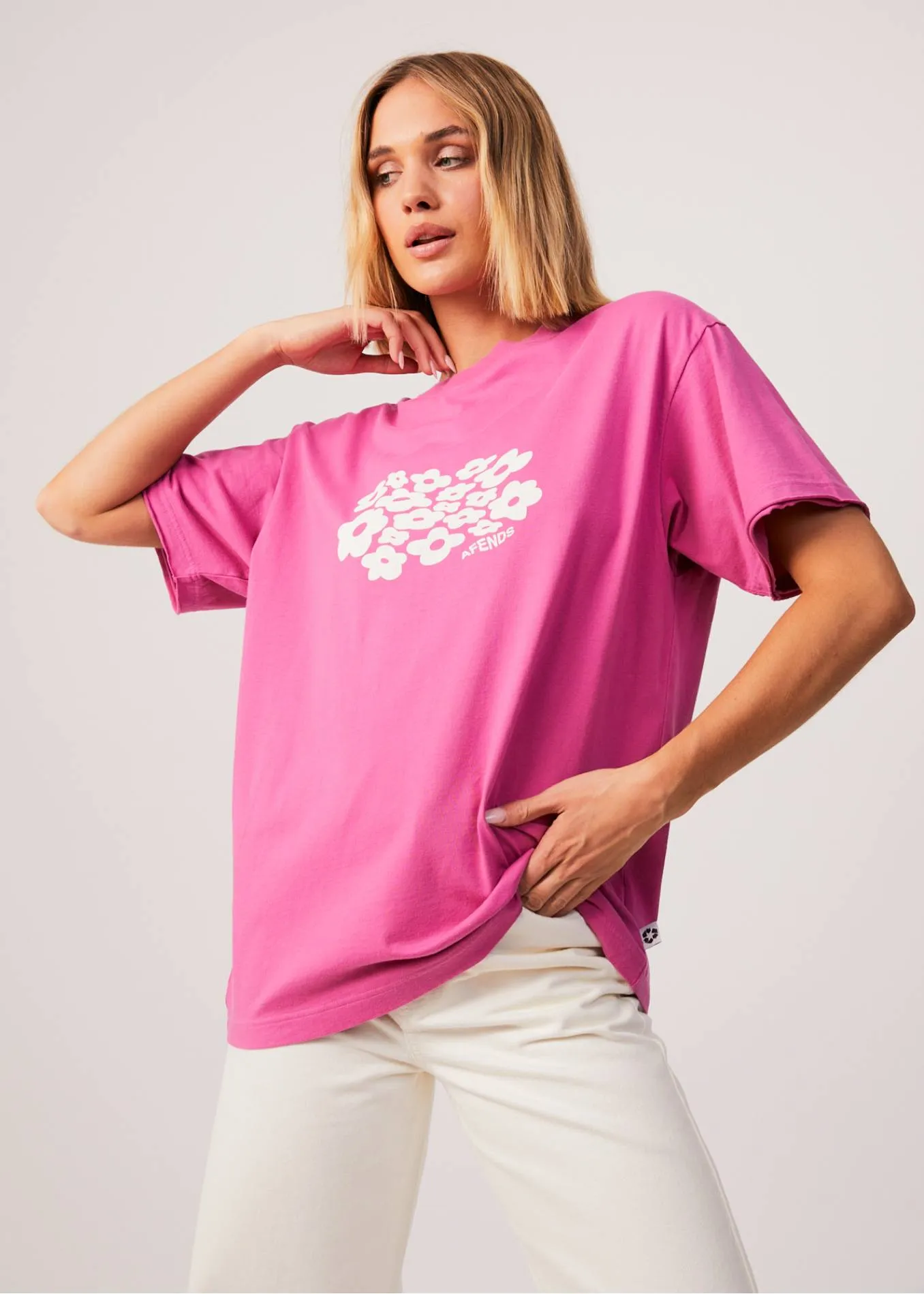 AFENDS Womens Digital Holiday - Oversized Floral T-Shirt - Bubblegum