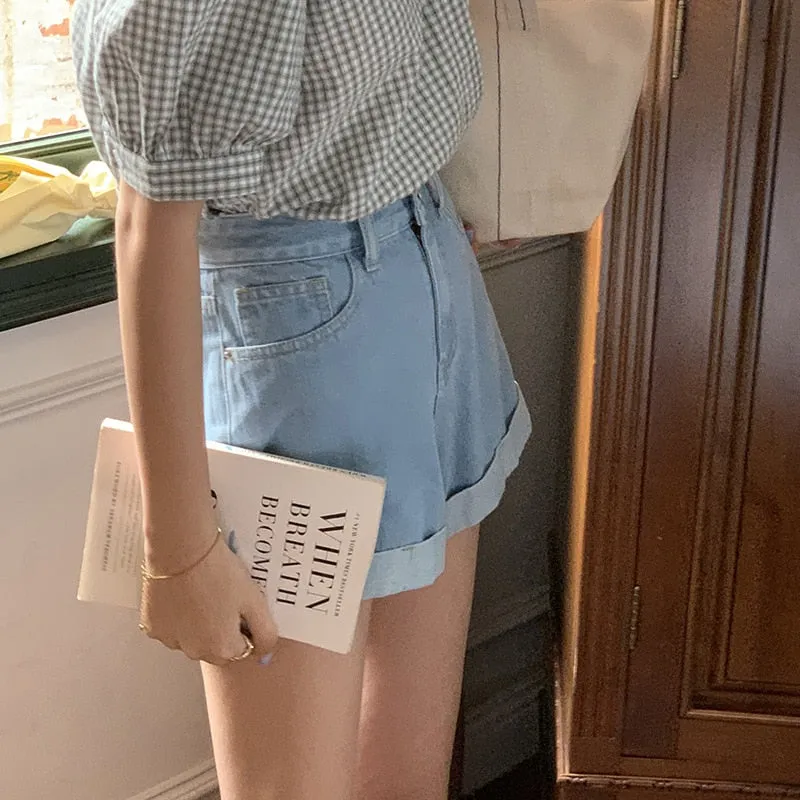 [Korean Style] High Rise Light Washed Denim Shorts