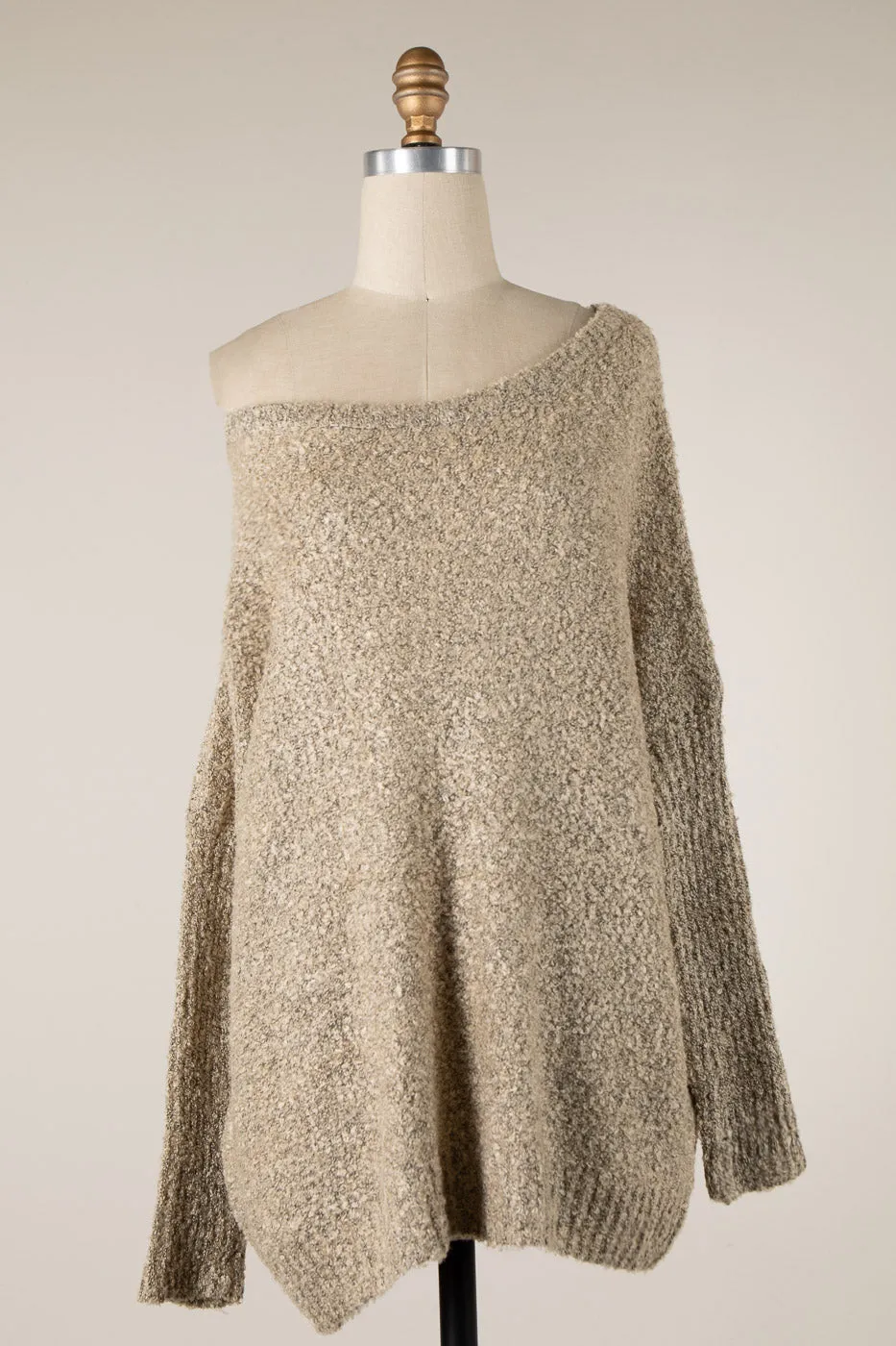 TWO TONED FLUFFY SOFT KNIT SWEATER 1 PACK